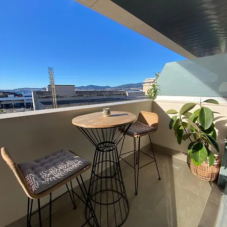 Piso De Diseno En Con Parking Gratuito شقة