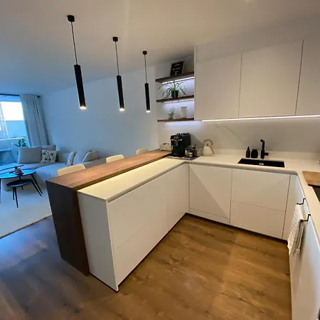 Piso De Diseno En Con Parking Gratuito شقة